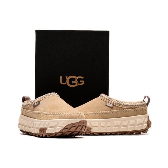 UGG Shoes - Ugg Venture Daze Color: Mustard Seed 1154530